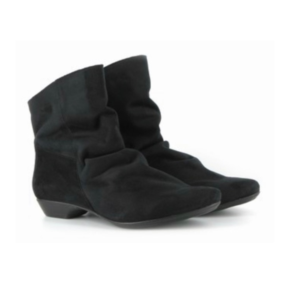 Black, Fake Suede - Pixie Boots